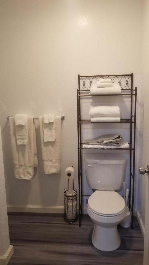 #1 New! Couples Getaway Self Checkin Studio Apt 키아우 외부 사진