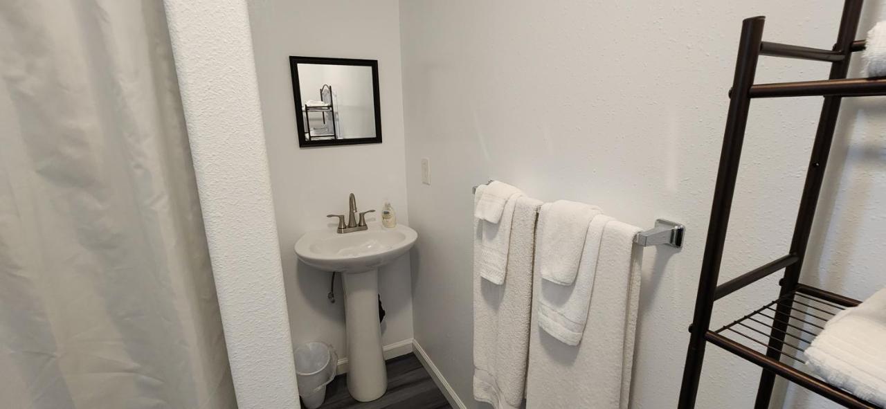 #1 New! Couples Getaway Self Checkin Studio Apt 키아우 외부 사진